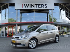 Volkswagen Touran - 1.2 TSI Highline 7p | 7-Zits | Kantel/ Schuifdak | Stoelverwarming | Navigatie | Adaptieve