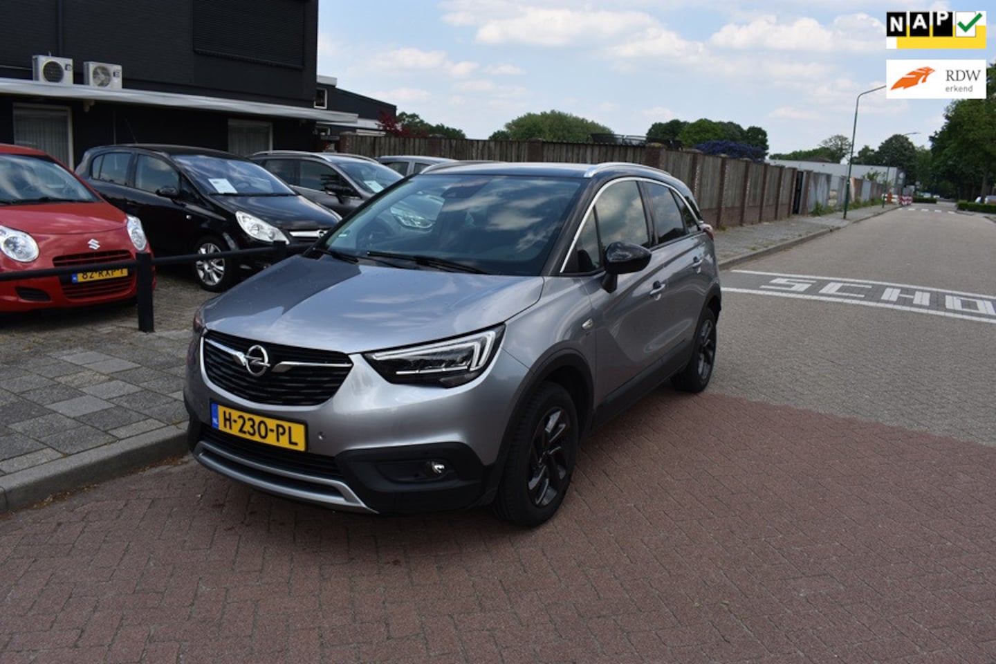 Opel Crossland X - 1.2 Turbo 120 Jaar Edition 1.2 Turbo 120 Jaar Edition - AutoWereld.nl