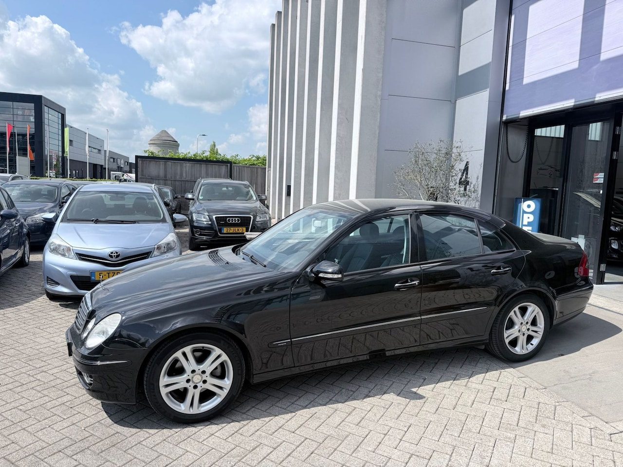 Mercedes-Benz E-klasse - 230 V6 Avantgarde NIEUWSTAAT! INRUIL MOGELIJK! - AutoWereld.nl