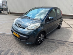 Peugeot 107 - 1.0-12V XS