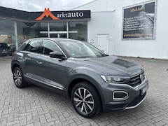 Volkswagen T-Roc - 1.5 TSI ACT Style Carplay Camera Led Adaptive Cruise