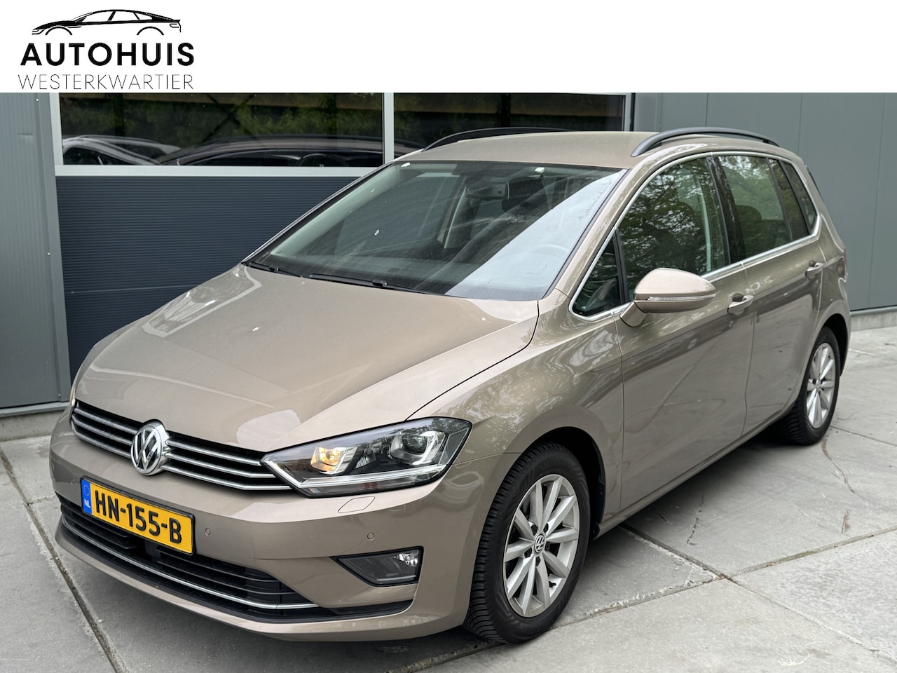 Volkswagen Golf Sportsvan - 1.4 TSI 125pk H6 Highline Xenon Trekhaak Stoelverwarming Navigatie - AutoWereld.nl