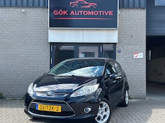 Ford Fiesta - 1.25 Titanium / Voorruit Verwarming / NAP / DB Riem VV / PDC / Clima / Cruise Control