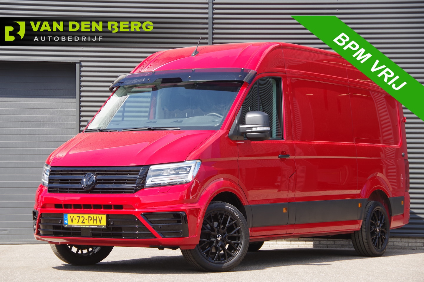 Volkswagen Crafter - 35 2.0 TDI L3H3 177PK AUT. LED, GEV. ERGO COMFORT STOEL, STOELVERWARMING, CLIMA, VOORRUIT - AutoWereld.nl