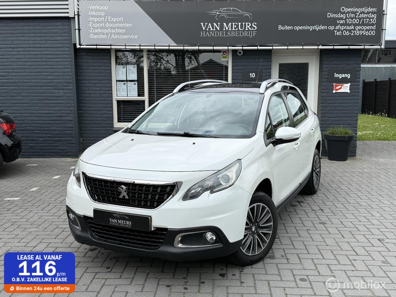 Peugeot 2008 - 1.2 PureTech Blue Lion 1.2 PureTech Blue Lion, Airco, Navigatie, NW DB riem, Pano, APK 06-2027 - AutoWereld.nl