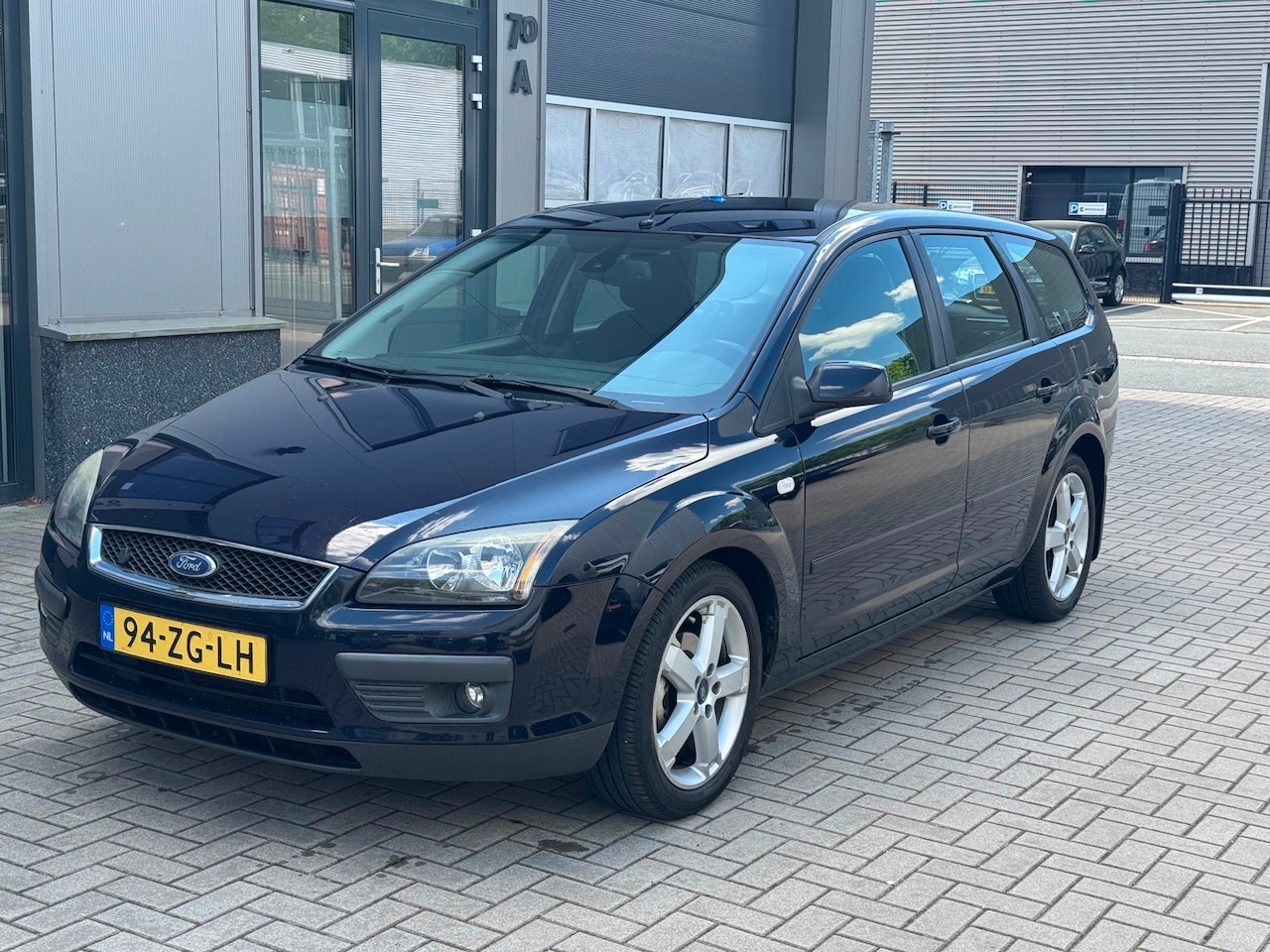 Ford Focus Wagon - 1.8-16V Ambiente FlexiFuel 1.8-16V Ambiente Flexifuel - AutoWereld.nl