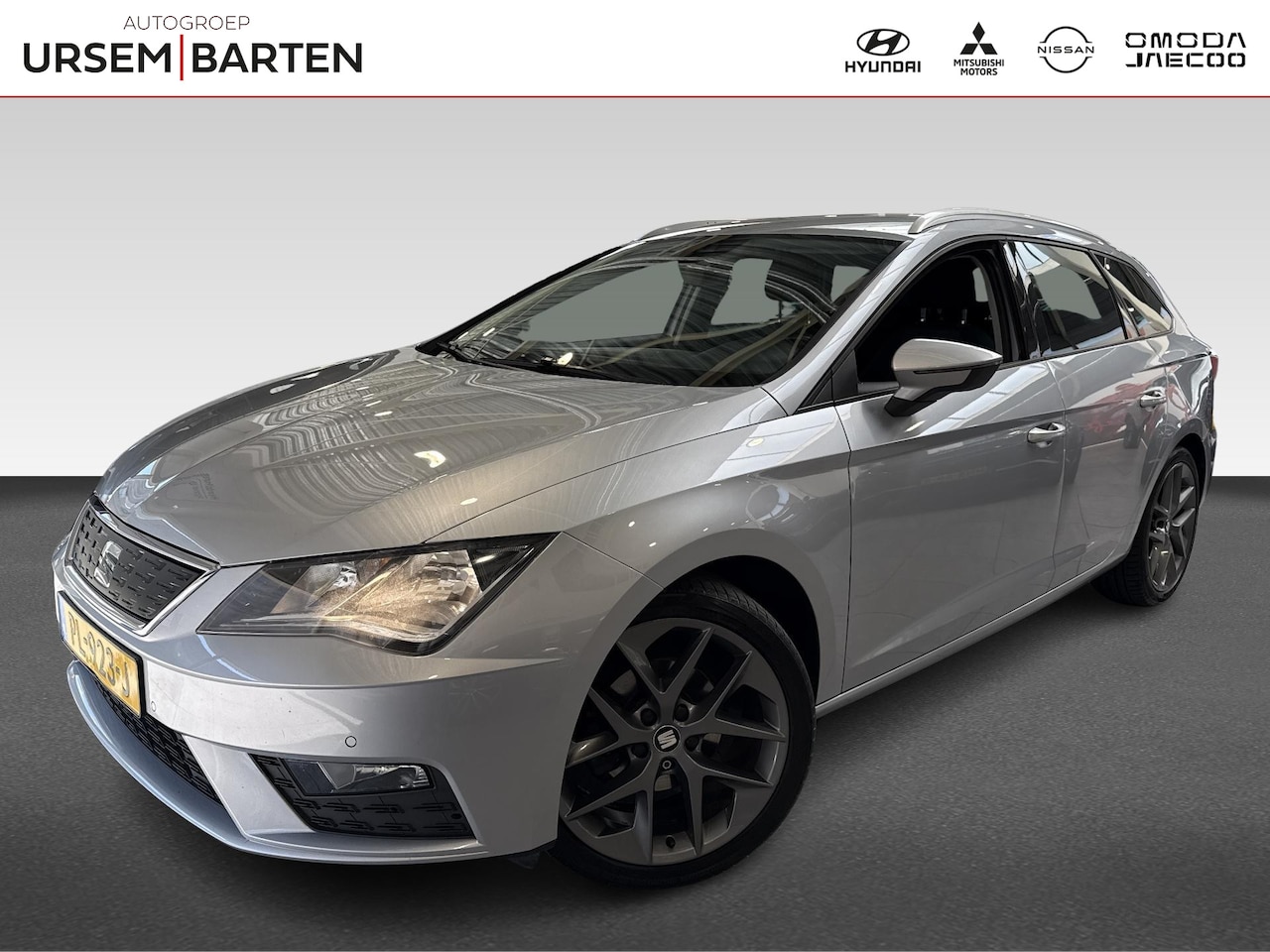 SEAT Leon ST - 1.0 EcoTSI Style Business Intense | Achterbank in delen neerklapbaar - AutoWereld.nl