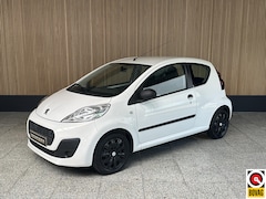 Peugeot 107 - 1.0 Access Accent NL auto | Airco | Radio