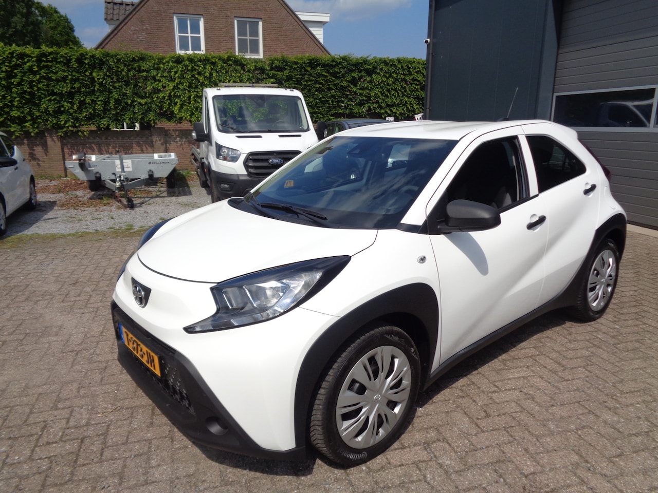 Toyota Aygo X - 1.0 VVT-i MT Android auto, Airco, Adaptieve cruisecontrol - AutoWereld.nl