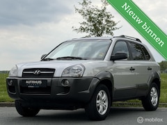 Hyundai Tucson - 2.0i Dynamic Cross | Airco |