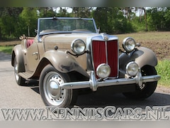 MG TD - 1952 Roadster Cabrio