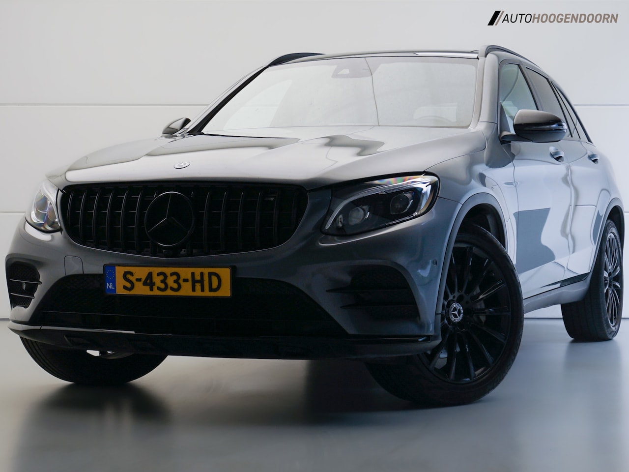 Mercedes-Benz GLC-klasse - 250 4MATIC Premium Plus AMG (BURMESTER,PANORAMADAK,STOELVERWARMING,TREKHAAK,SFEERVERLICHTI - AutoWereld.nl