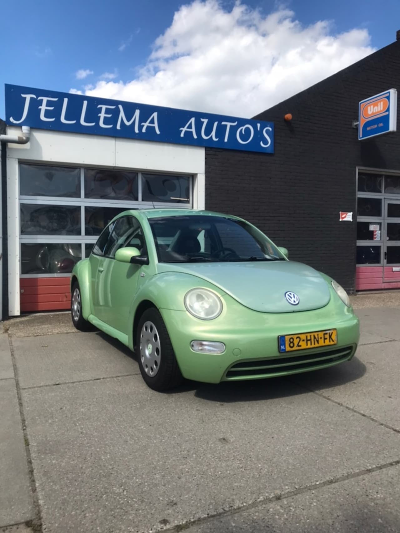 Volkswagen New Beetle - 1.6 - AutoWereld.nl