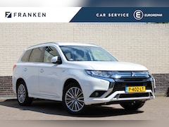 Mitsubishi Outlander - 2.4 PHEV Intense+ | Trekhaak | Camera | Navigatie | Stoelverwarming