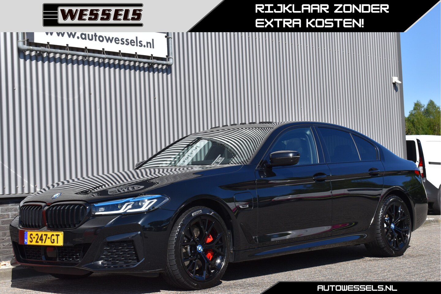 BMW 5-serie - 530e Business Edition Plus M-sport Panorama, Head up, Elek. trekhaak, Memory, Stoel/stuur - AutoWereld.nl