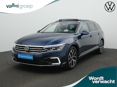 Volkswagen Passat Variant - 1.4 TSI 218 pk PHEV GTE Business | Panoramadak | Trekhaak | Discover Pro | IQ Light | Head