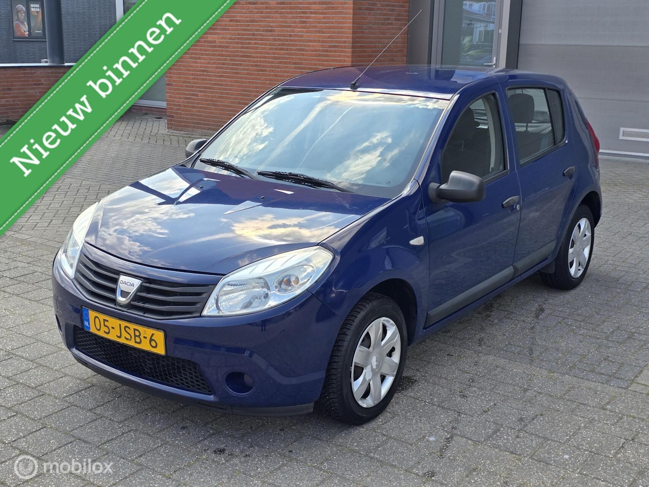 Dacia Sandero - 1.2 Ambiance✅️Airco✅️Apk✅️ - AutoWereld.nl
