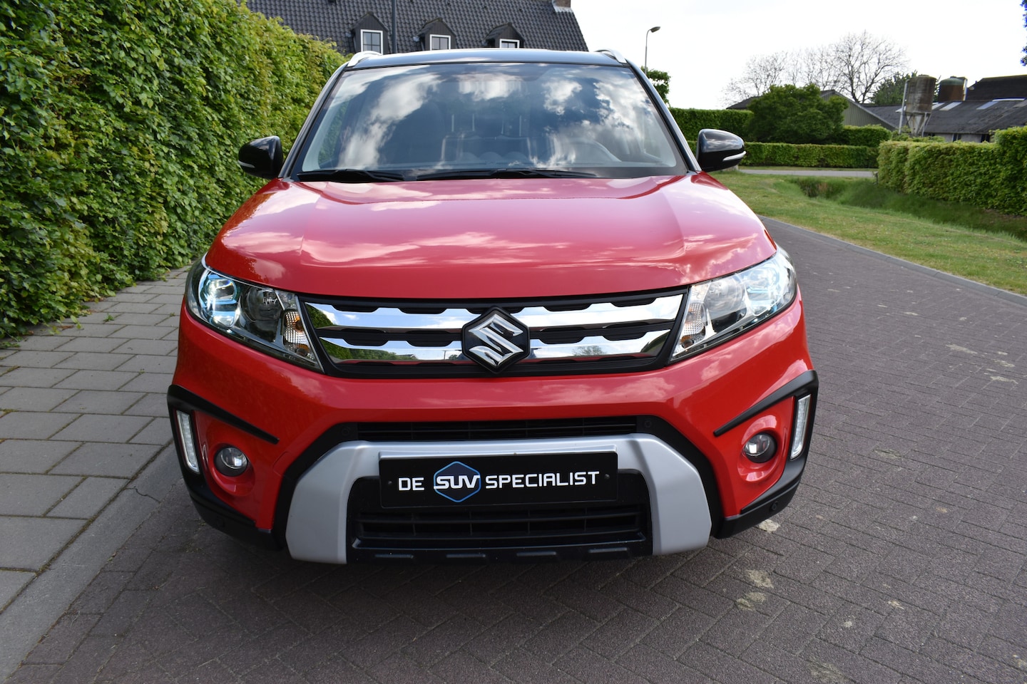 Suzuki Vitara - 1.6 High Executive Allgrip Pano Leer FULL! - AutoWereld.nl