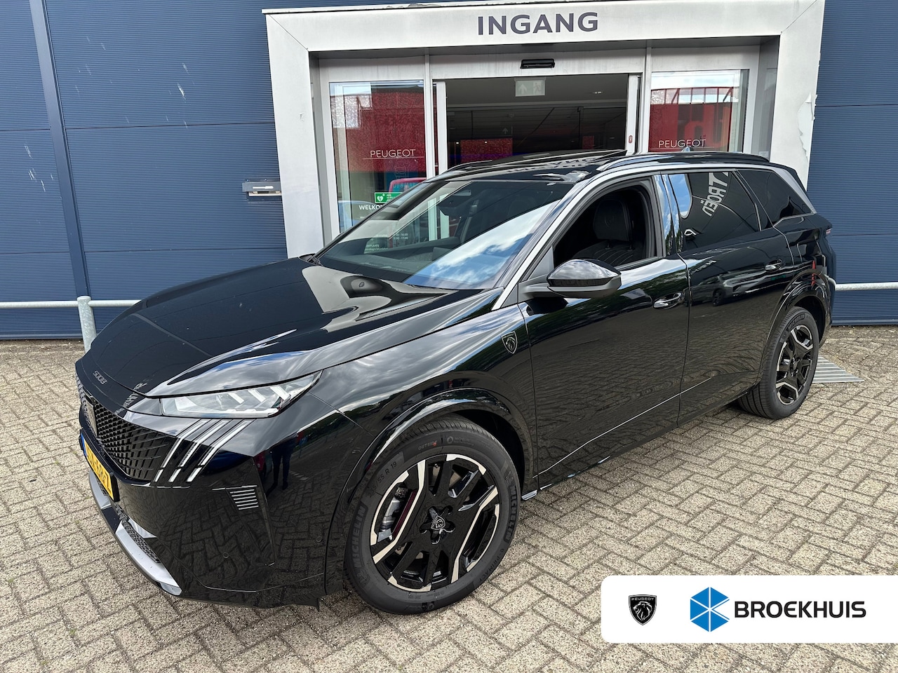 Peugeot e-5008 - GT Avantage 73 kWh | 2 stoelen op derde rij | Achterbank in delen neerklapbaar | Achterban - AutoWereld.nl