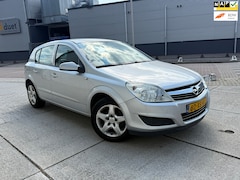 Opel Astra - 1.6 Business AUTOMAAT AIRCO 5 DR