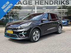 Kia e-Niro - ExecutiveLine SKY 64 kWh | SOH: 95, 6% | Schuifdak | 3 Fase | Warmtepomp | Leder | Adaptiv