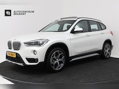 BMW X1 - SDrive20i Orange Edition II (PANORAMADAK, STOELVERWARMING, CRUISE CONTROL, HUD-DISPLAY, DE