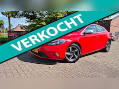 Volvo V40 - 2.0 D2 R-Design Business 2015