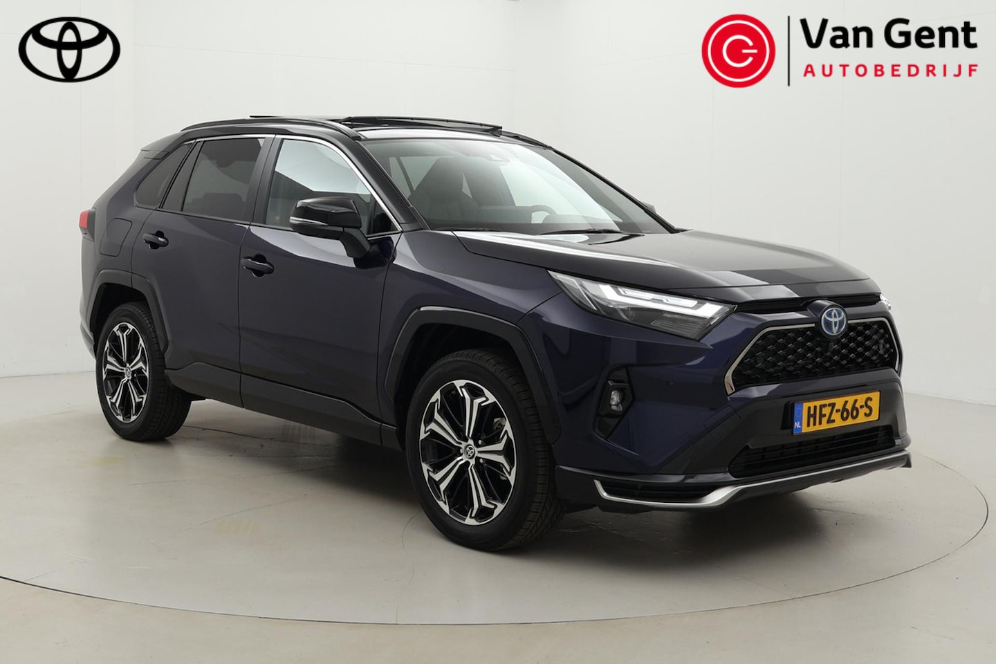 Toyota RAV4 - 2.5 Plug-in Hybrid AWD Bi-Tone Plus | Panoramadak | Apple Carplay / Android Auto | 360 cam - AutoWereld.nl