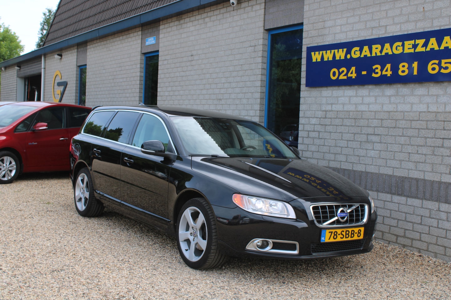 Volvo V70 - 1.6 T4 Limited Edition Leder Clima Navi 18" lm velgen - AutoWereld.nl