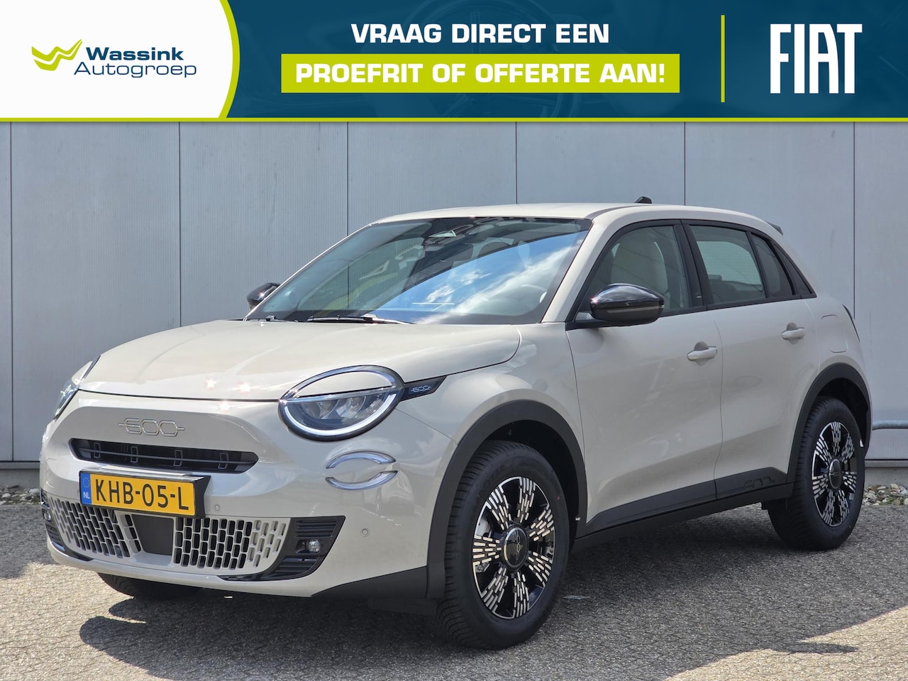 Fiat 600 - 110pk Hybrid Icon Automaat | Navigatie | Parkeercamera | Climate Control - AutoWereld.nl
