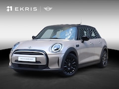 MINI Cooper - 5-deurs | Classic + Panodak + Sportstoelen + Apple Carplay + Parkeersensoren + LED Koplamp