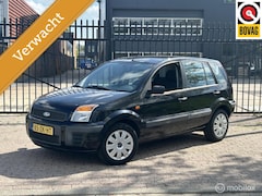 Ford Fusion - 1.4-16V Cool & Sound