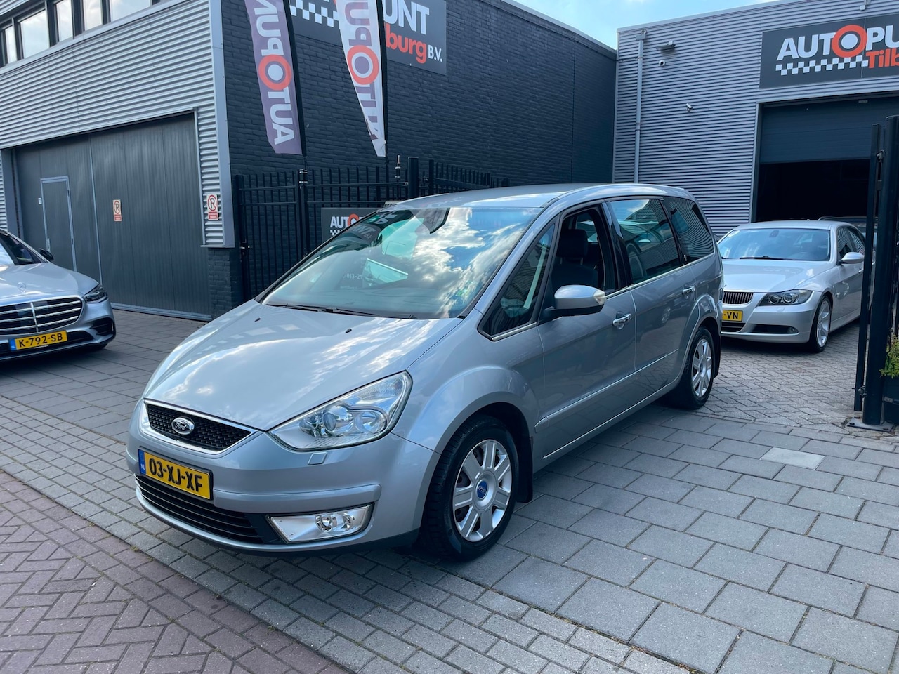 Ford Galaxy - 2.0-16V Ghia 7Persoons Trekhaak Airco NAP APK - AutoWereld.nl