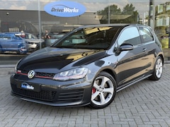 Volkswagen Golf - 2.0 TSI GTI Performance Edition 40 | Carplay | Dealer onderhouden Interesse in een bezicht
