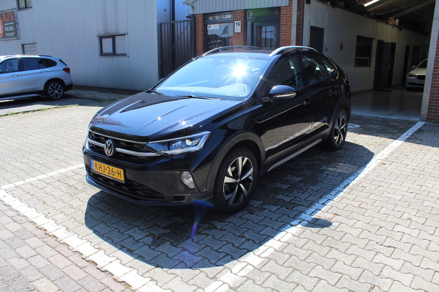 Volkswagen Taigo - 1.0 TSI Style | IQ Led Matrix | Cruise control adaptief | Camera | Virtual cockpit | PDC S - AutoWereld.nl