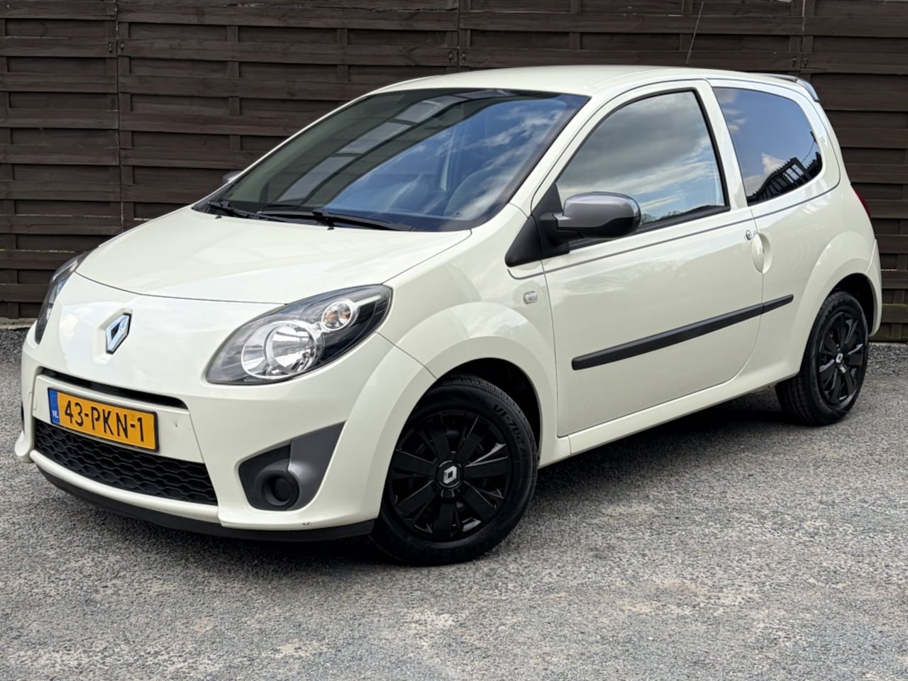 Renault Twingo - 1.2-16V Collection / Nieuwe D-riem / AC / APK 2027 - AutoWereld.nl