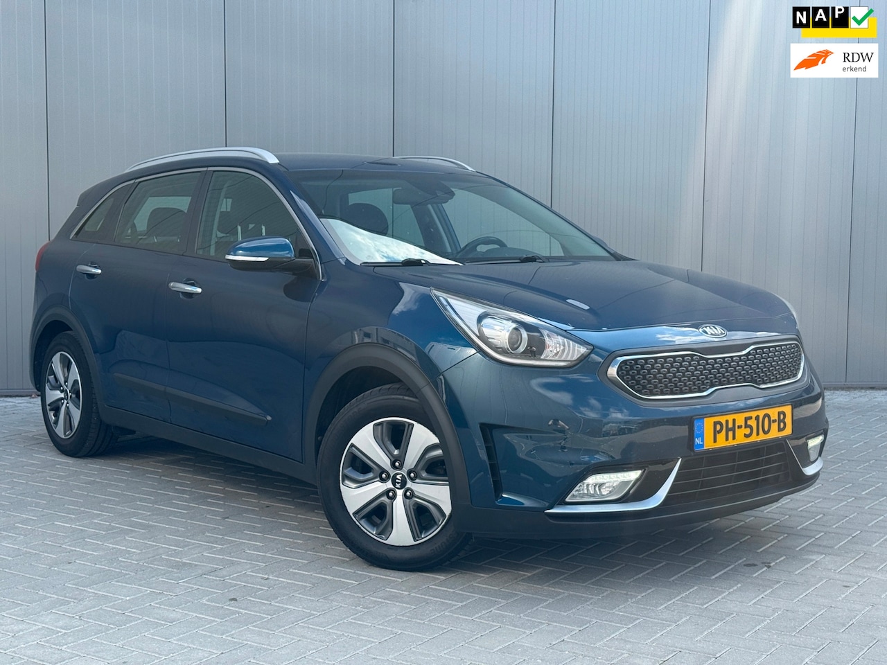 Kia Niro - 1.6 GDi Hybrid DynamicLine DEALERONDERHOUDEN - AutoWereld.nl