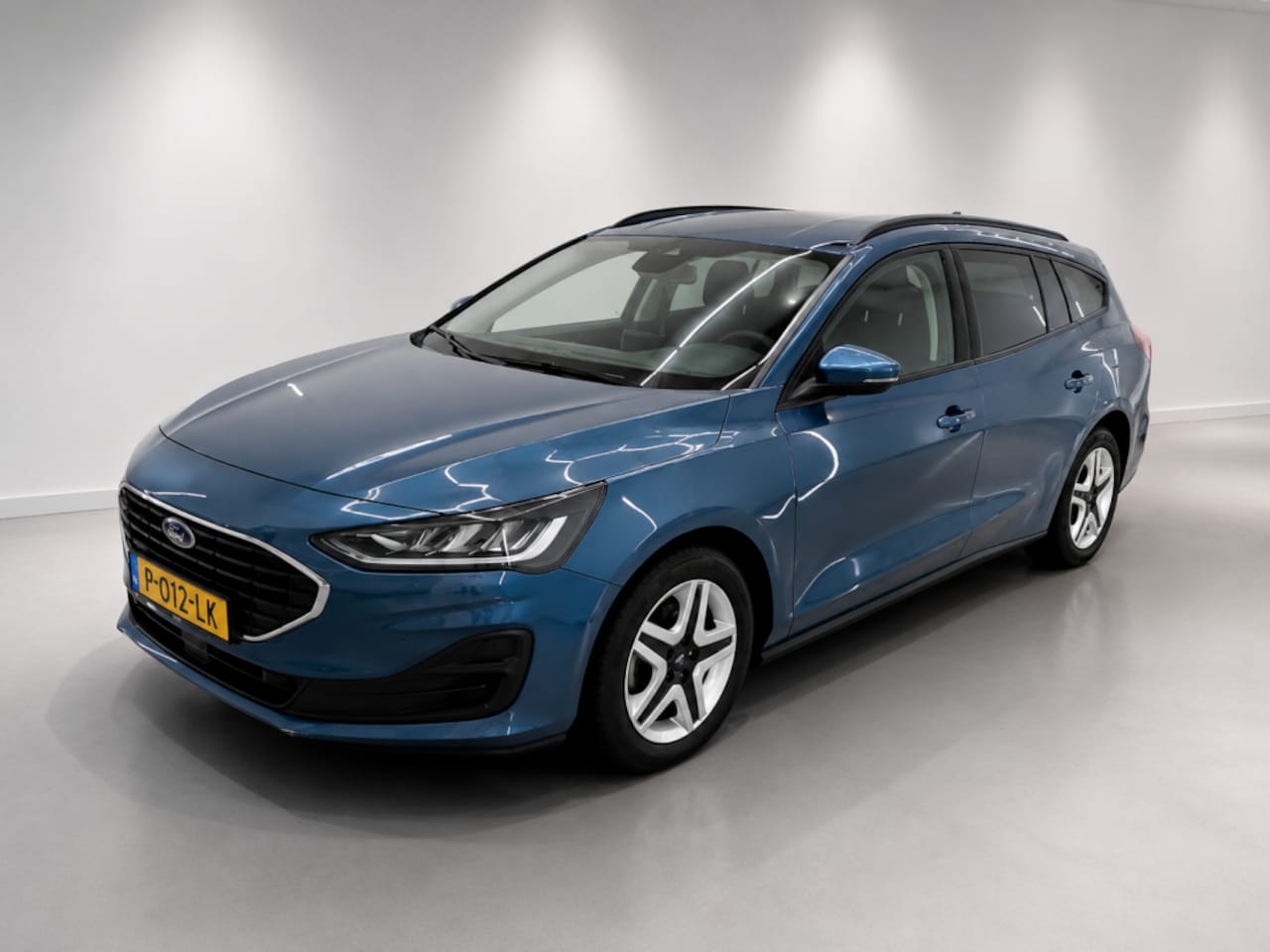 Ford Focus - 1.0 ECOBOOST HYBRIDE 125PK CONNECTED TREKHAAK NW.MODEL! - AutoWereld.nl