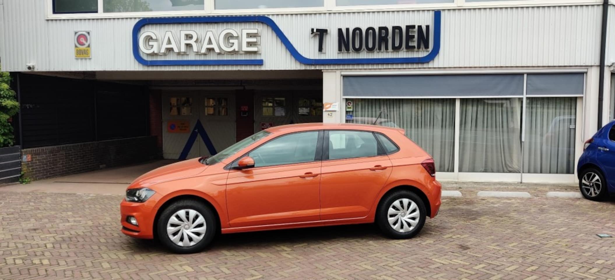 Volkswagen Polo - 1.0 TSI Comfortline DSG Automaat , Airco . PDC Voor + Achter - AutoWereld.nl