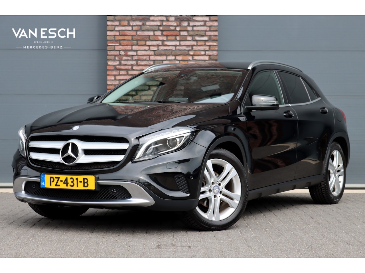Mercedes-Benz GLA-Klasse - 180 d Ambition | Stoelverwarming | Cruise Control | Elektrische Achterklep | Parkeerassist - AutoWereld.nl