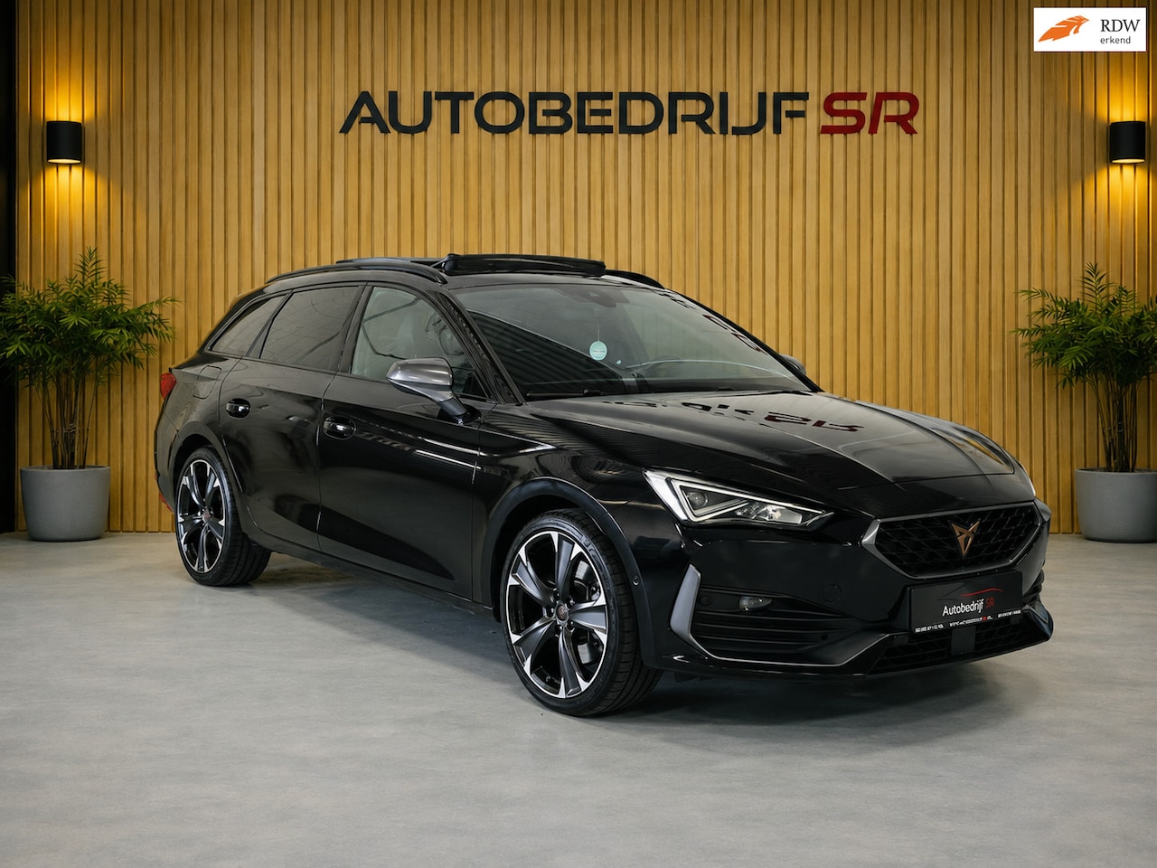 CUPRA Leon - 1.4 e-Hybrid VZ Adrenaline - AutoWereld.nl
