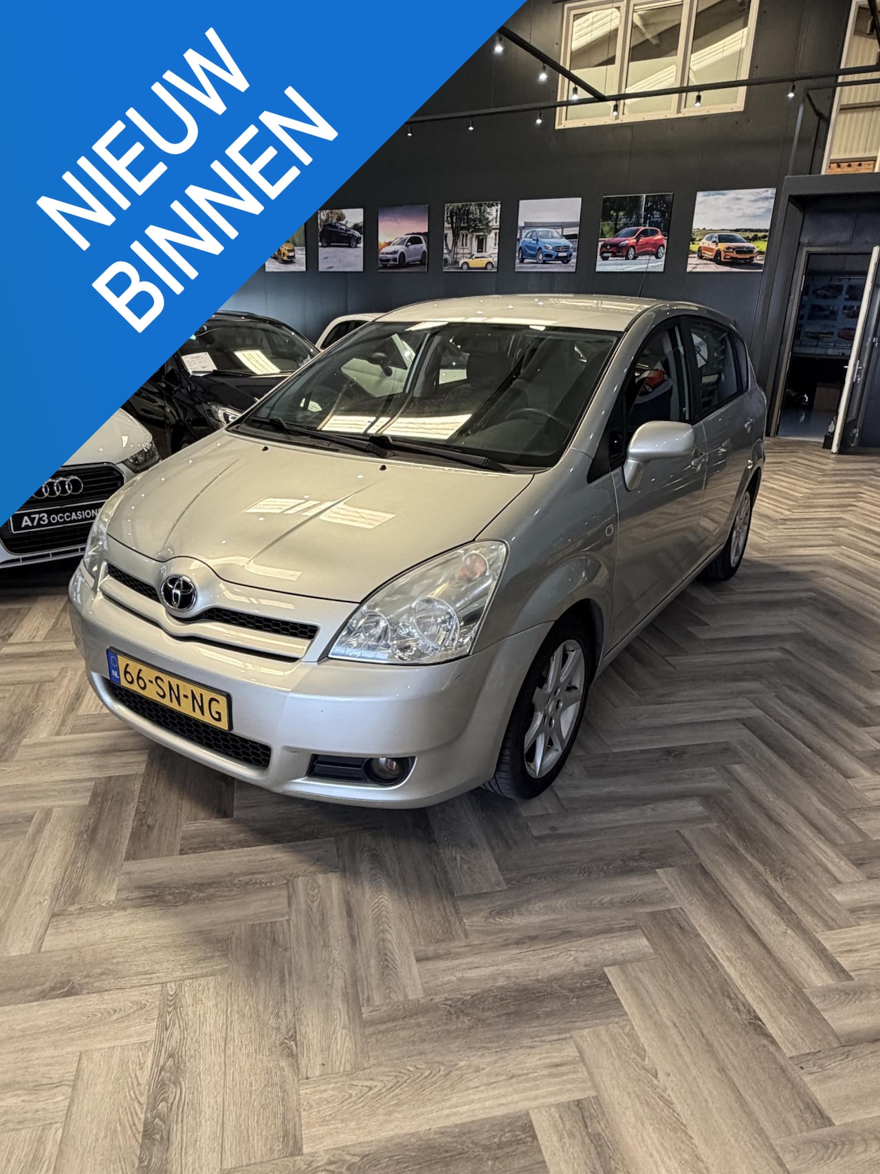 Toyota Corolla Verso - 1.6 VVT-i Sol 1.6 VVT-i Sol - AutoWereld.nl