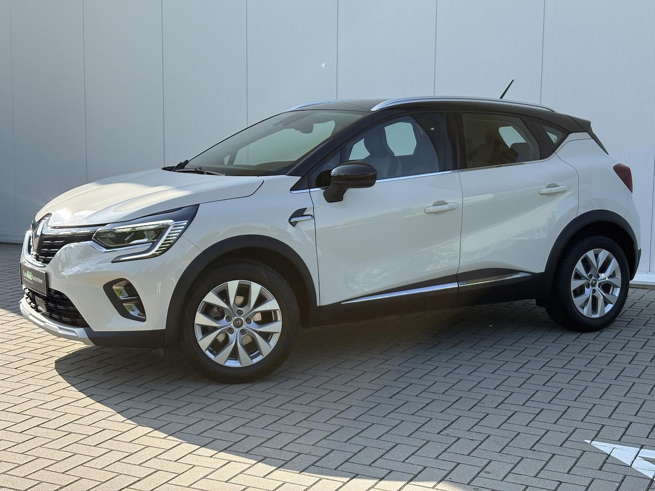 Renault Captur - 1.0 TCe 100 Intens | LED Pure vision | Keyless | stoelverwarming | Carplay | Navi