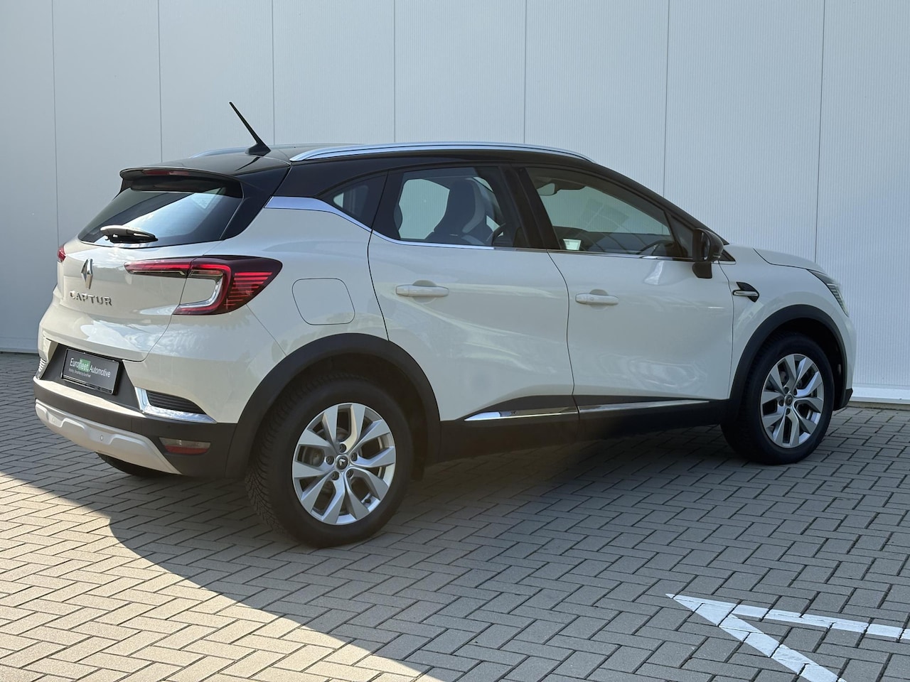 Renault Captur - 1.0 TCe 100 Intens | LED Pure vision | Keyless | stoelverwarming | Carplay | Navi