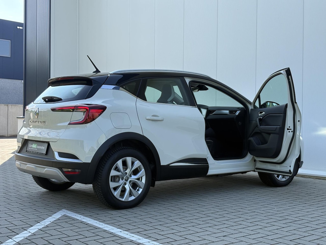 Renault Captur - 1.0 TCe 100 Intens | LED Pure vision | Keyless | stoelverwarming | Carplay | Navi