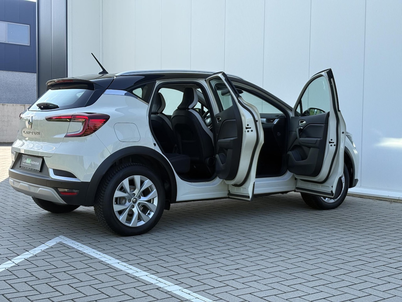 Renault Captur - 1.0 TCe 100 Intens | LED Pure vision | Keyless | stoelverwarming | Carplay | Navi