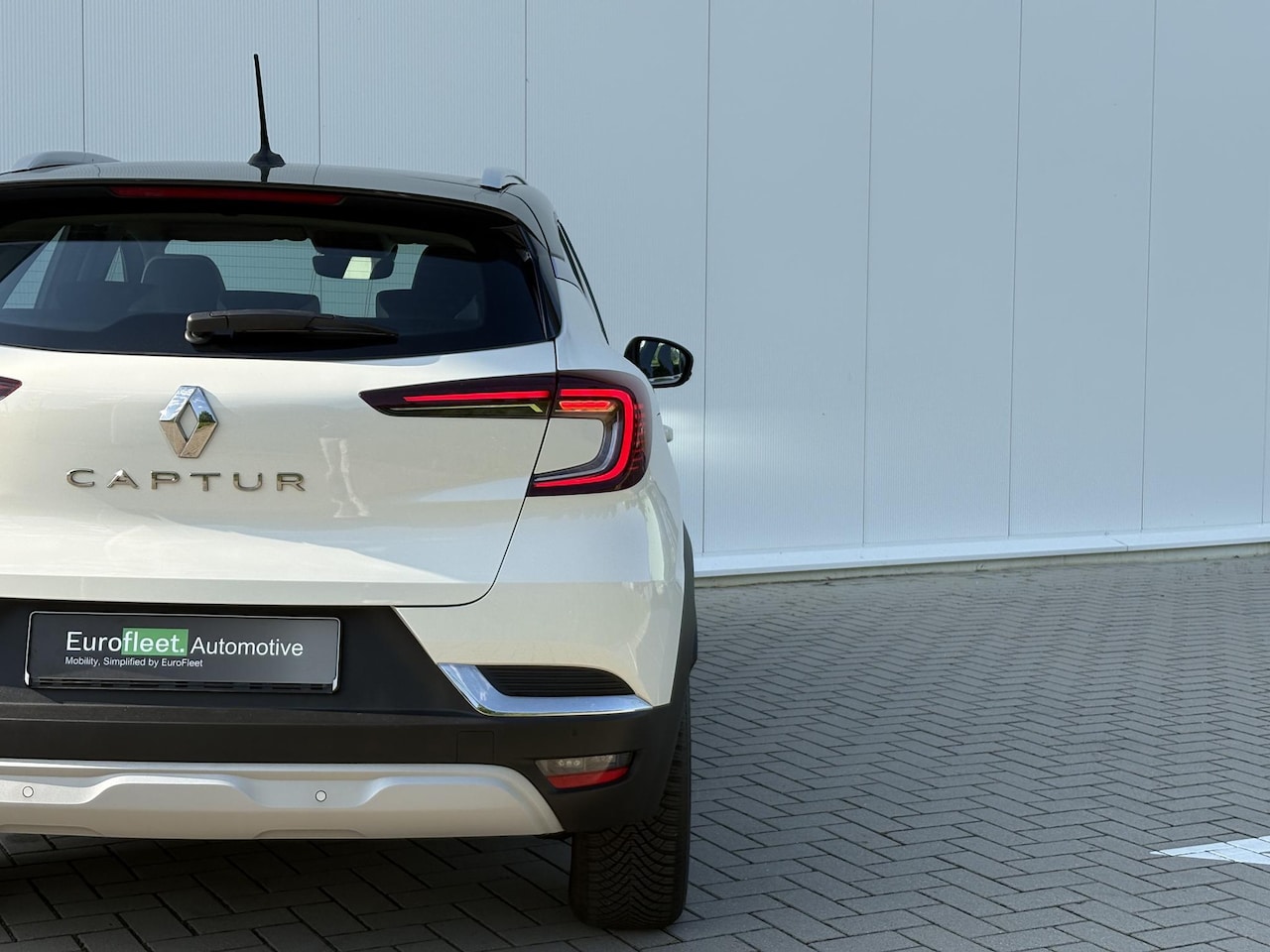 Renault Captur - 1.0 TCe 100 Intens | LED Pure vision | Keyless | stoelverwarming | Carplay | Navi