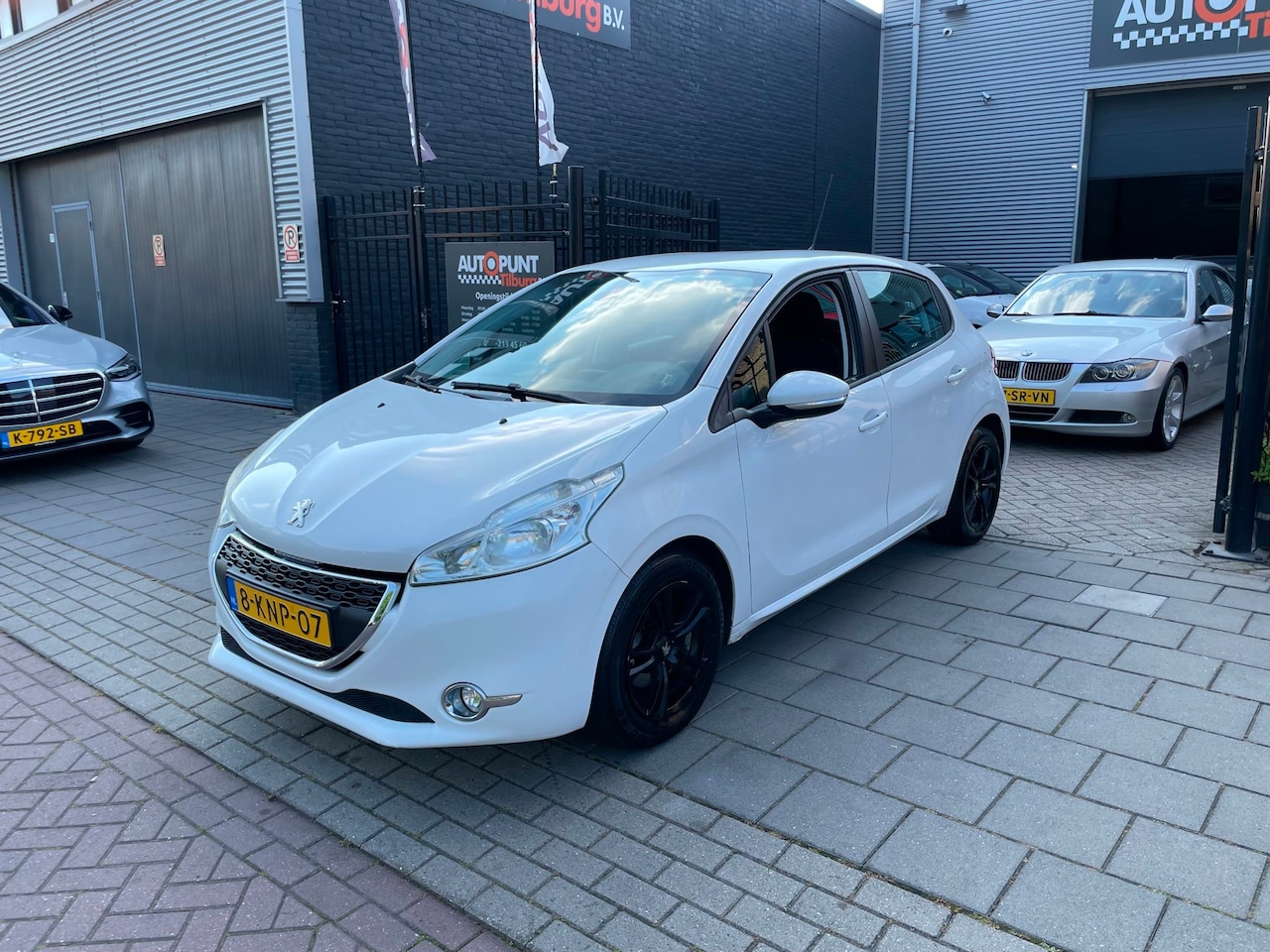Peugeot 208 - 1.2 VTi Envy 1e Eigenaar! Airco Navi PDC NAP APK - AutoWereld.nl