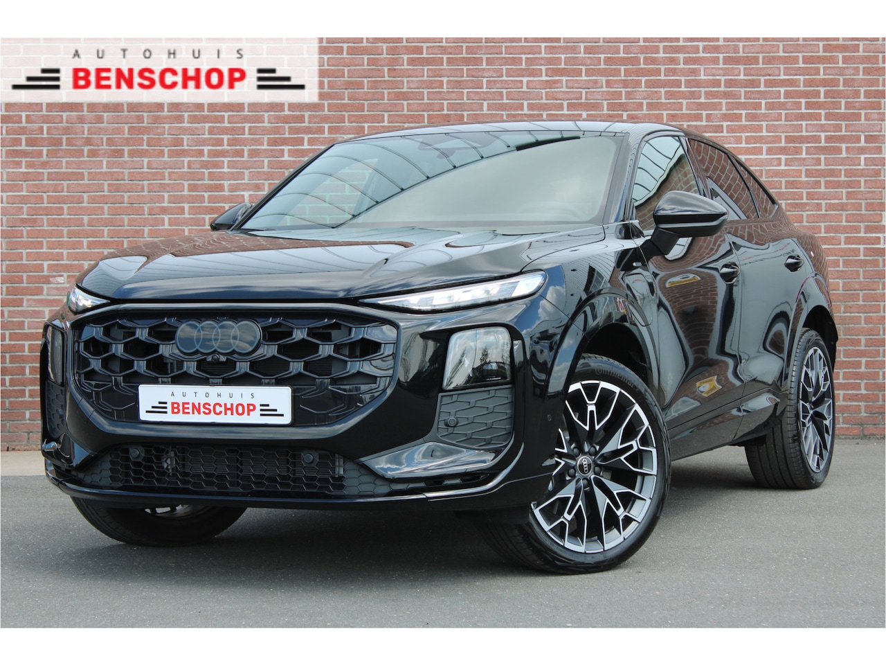 Audi Q3 Sportback - 1.5 272PK e-hybrid S edition |LEDER|TREKHAAK|20-INCH| - AutoWereld.nl