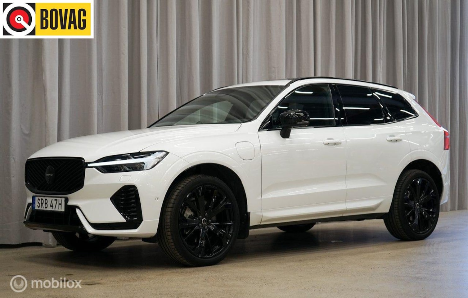 Volvo XC60 - 2.0 T6 Plug-in hybrid AWD Ultra Black Edition B&W - AutoWereld.nl